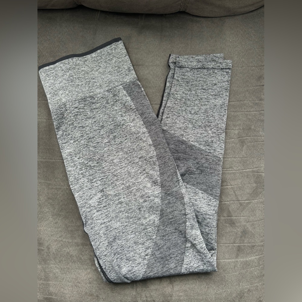 VS PINK SEAMLESS LEGGING